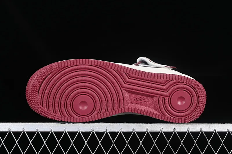 All categories Nk Air Force 1 Air Force series Nk Air Force 1 Mid Air Force mid-top Undefeated x Nk Air Force 1'07 Mid beige white red Air Force 1 mid-top casual sneakers UW2369-015